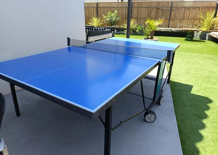 Вилла Climatisee Avec Piscine Pour De Superbes Au Soleil ! *