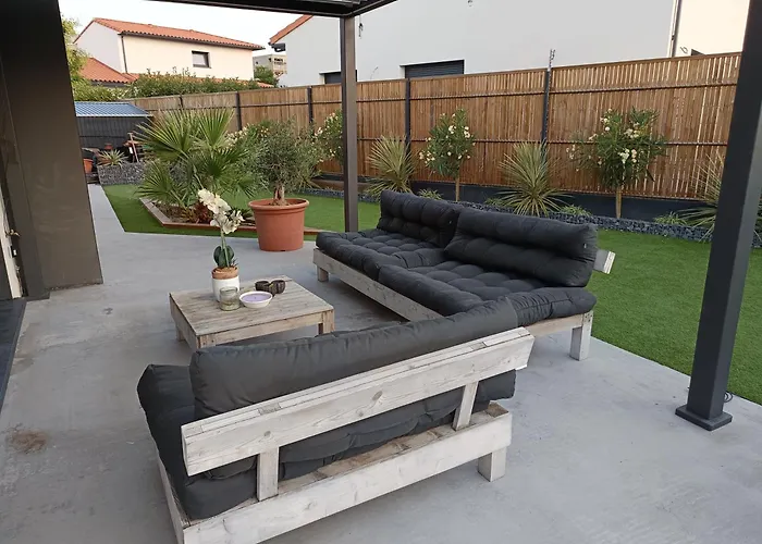 Climatisee Avec Piscine Pour De Superbes Au Soleil ! Вилла