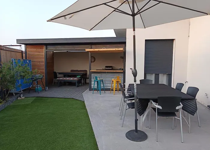 Вилла Climatisee Avec Piscine Pour De Superbes Au Soleil ! *