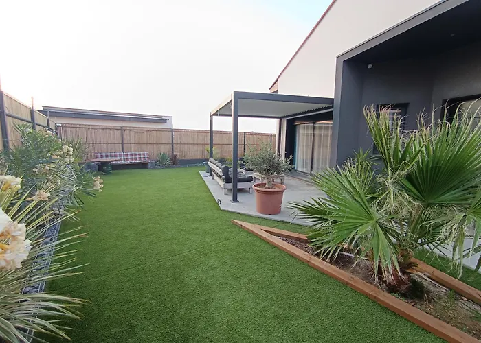 Climatisee Avec Piscine Pour De Superbes Au Soleil !